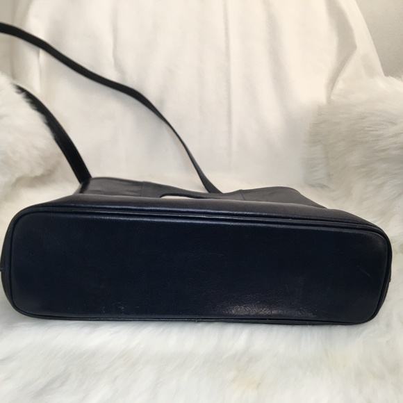 I Fratelli Navy Bule Leather Hand Bag - Picture 7 of 8